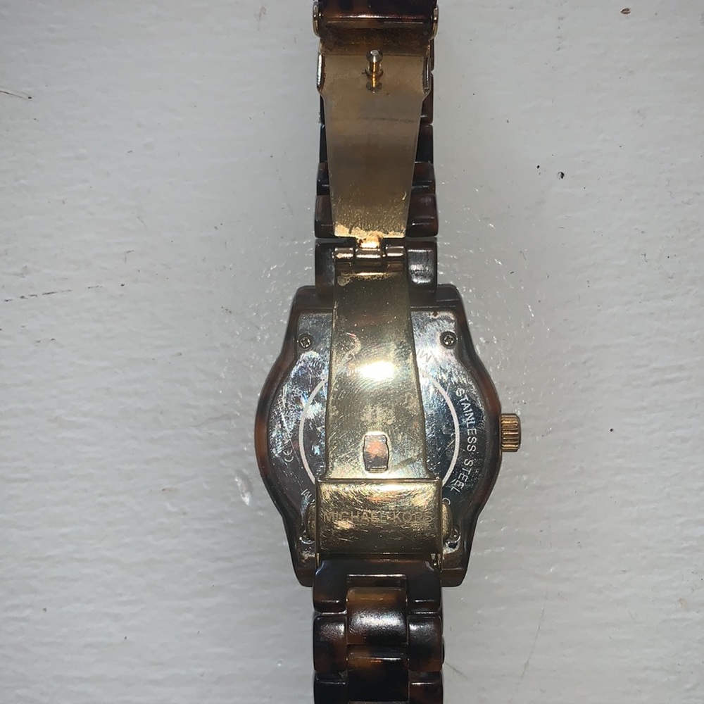 Mk Watch - image 2